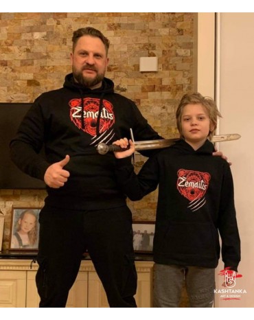 Džemperis su užrašu...